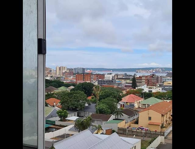 1.5 BEDROOM FLAT TO LET IN GLENWOOD